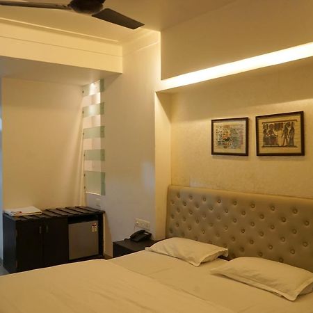 Hotel Paradise Nagpur Esterno foto